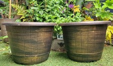 SET 2  x XXL LARGE 44CM BRONZE Barrel Plant Pot Outdoor Garden Plastic Planter==