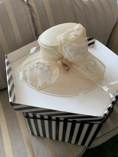 Wedding races hat natural - /races,