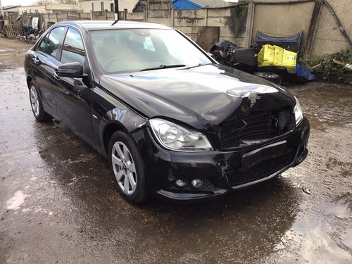 Mercedes class w204 breaking - mercedes,
