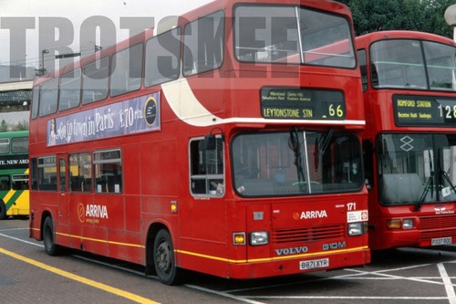 35mm colour slide arriva volvo - slide,