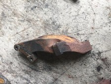 VW T4 TRANSPORTER 2.5 TDI 88HP 2002 AJT GEARBOX TRUMPET ENGINE BRKT 02B409905M