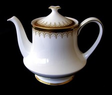 Paragon  Athena Large  Tea Pot