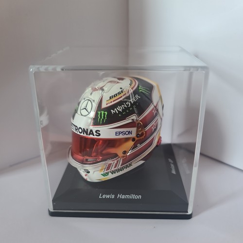 Spark scale mini helmet - 1/5,