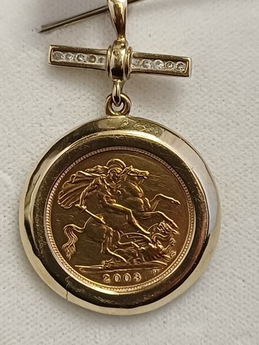 Sovereign pendant - 1/2, (22ct)
