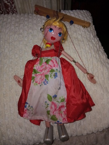 Pelham puppets red - puppets,
