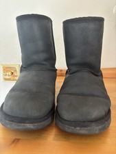 UGG Women’s Boots Dark Brown