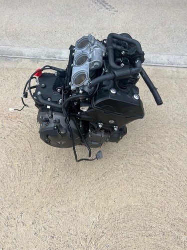 Triumph tiger 900 pro - gt,