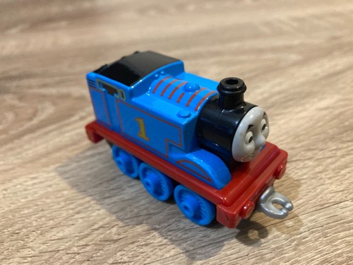 Thomas the tank engine - thomas,