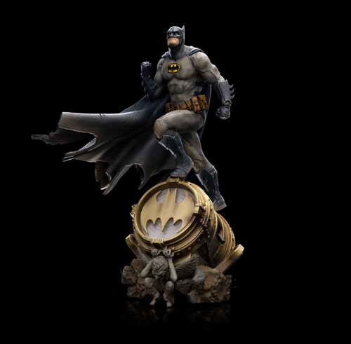 Iron studios batman bruce - iron,