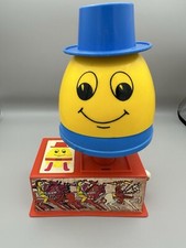 Vintage Retro Pop Up Humpty