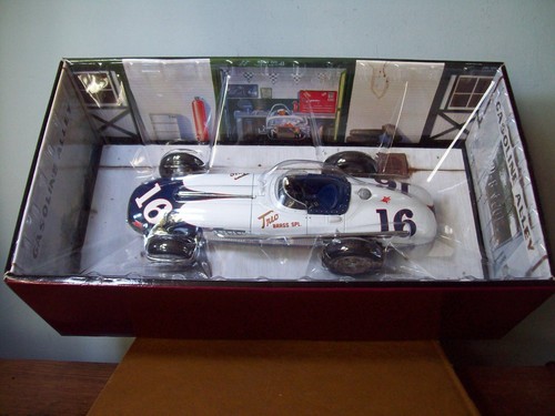 Carousel 4405 kurtis - 1/18,