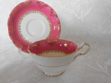 ROYAL GRAFTON DECORATIVE TEA