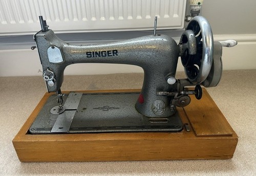 Vintage 1954 singer - 1954,