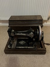 Antique Singer 15 Hand Crank