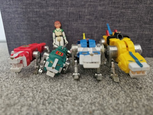 1984 voltron yellow red - yellow,,