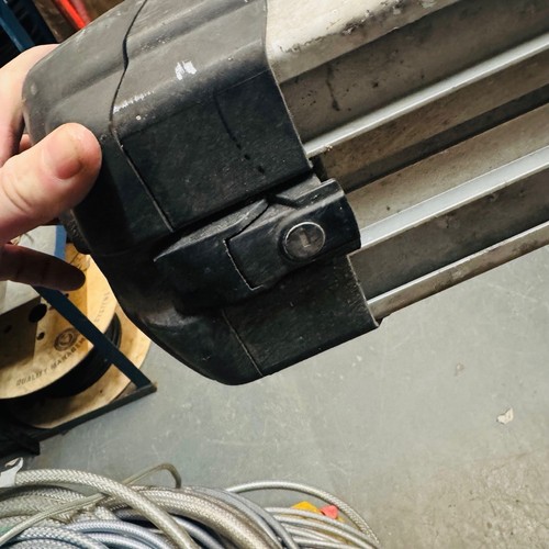Van vault roof tube - vault,