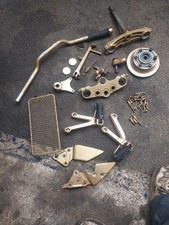 SUZUKI BANDIT 1200 MK2 JOB LOT OF GOLD PAINTED PARTS 