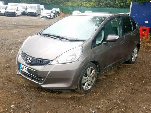 2014 honda jazz 3 - 2014, es