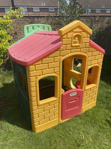 Little tikes playhouse - tikes,