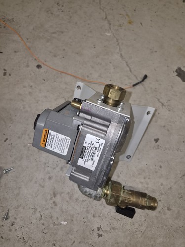 Baxi 7678972 gas control valve - 7678972,