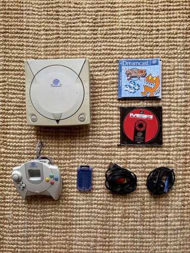 Sega dreamcast console bundle - sega,
