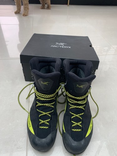 Mountaineering boots - mountaineering,