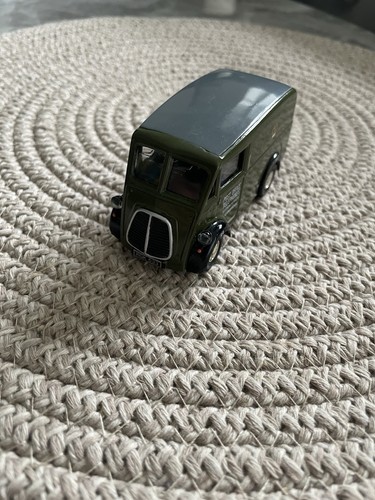 Corgi morris series van - 1.43,