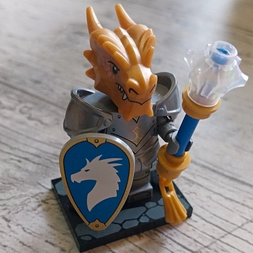 Lego minifigures dungeons - minifigures,