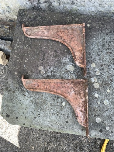 Reclaimed cast iron brackets - reclaimed,