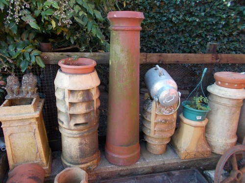 Chimney pot footish - pot,