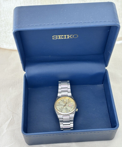 Seiko automatic day date - 5, day/date