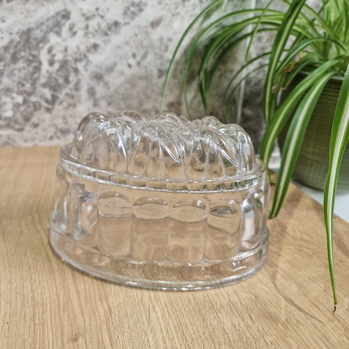 Vintage clear pressed - clear,