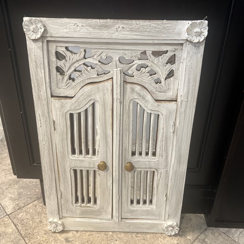 Antique white floral hand - white,