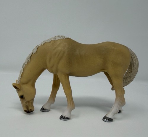 Retired 2012 schleich akhal - retired,