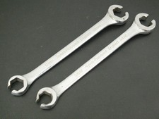 PAIR OF SYKES PICKAVANT FLARE