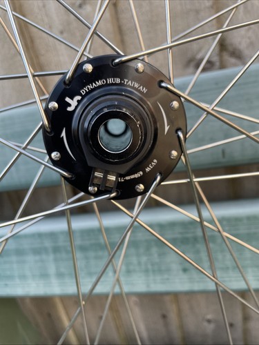 Thirteen dynamo thru axle - ,