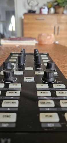 Traktor kontrol dj - kontrol,