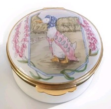 CRUMMLES EXCLUSIVE ROYAL