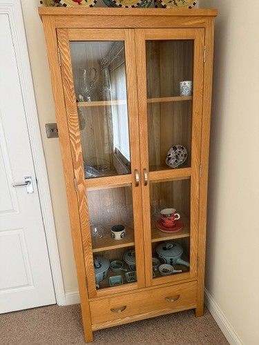 Beautiful contemporary solid - beautiful,