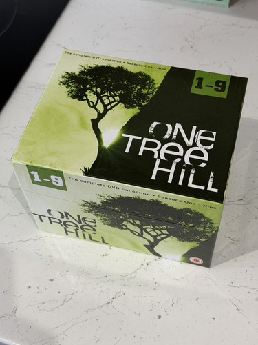 One tree hill - one, complete