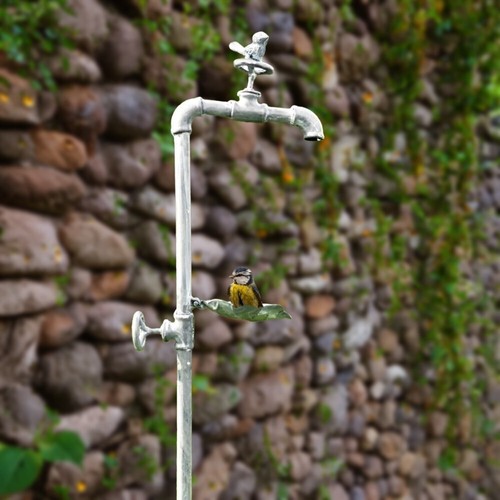 Metal bird bath feeder - bird, pipe