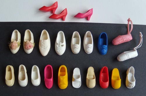 Bundle sindy doll - shoes,