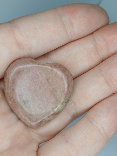 Rhodonite small 3cm - rhodonite, heart