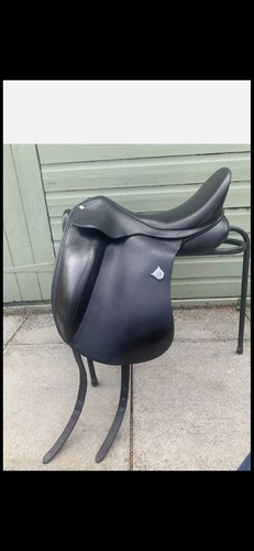 Bates innova dressage saddle - bates,