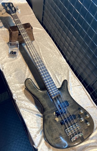 Warwick streamer stage - stage, i