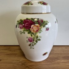 ROYAL ALBERT "OLD COUNTRY