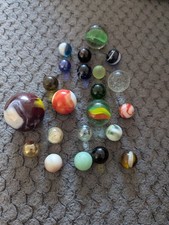 Collection of 22 old vintage