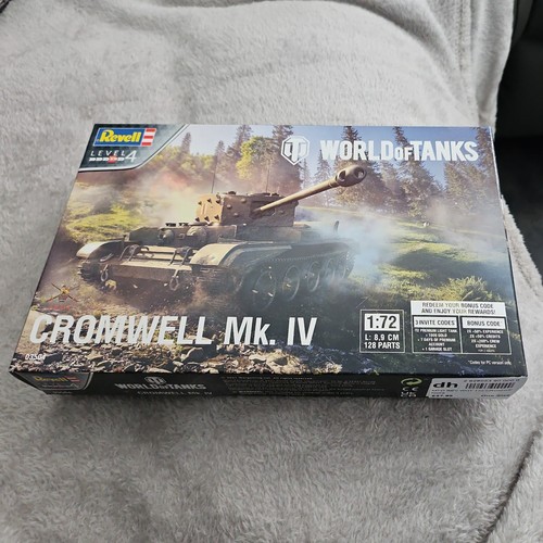 Revell model world of - model-"world,