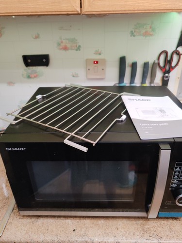 Sharp qc254au 25l 900w - 25l,
