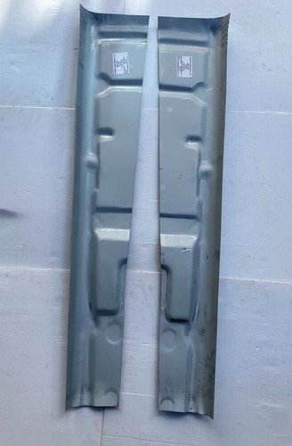 Escort outer floor - outer, to